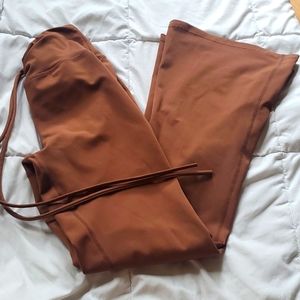 Brown Adjustable Waist Flared Leggings / Yoga Pants